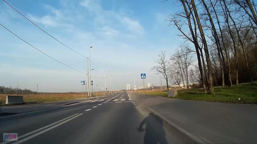 Lekkie mgiełki się utrzymują, a może to smog?