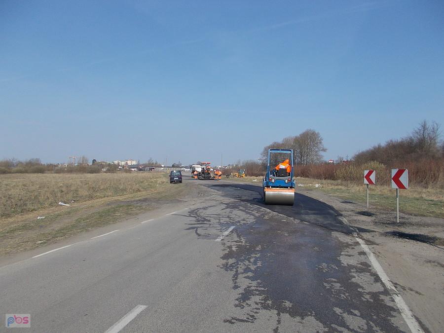Asfaltowanie na Lotniczej