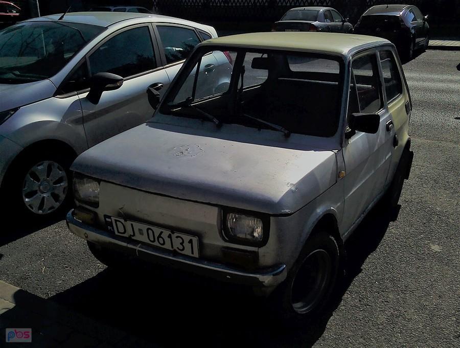 Wyjątkowo dojechany Maluch - w ciągłej eksplatacji