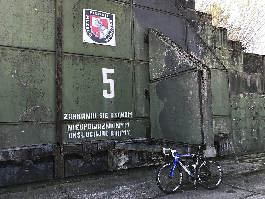 Pilskie Muzeum Wojskowe w jednym z hangarów