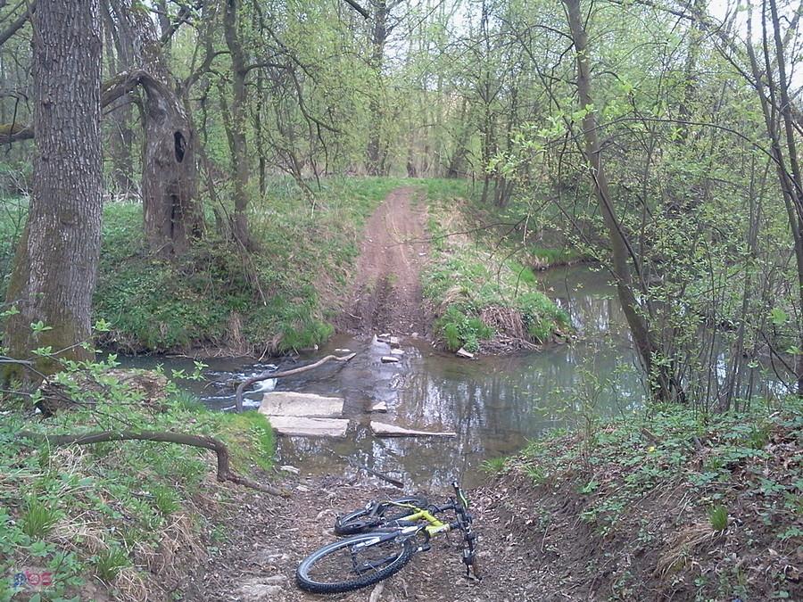 Przez Bobrówkę
