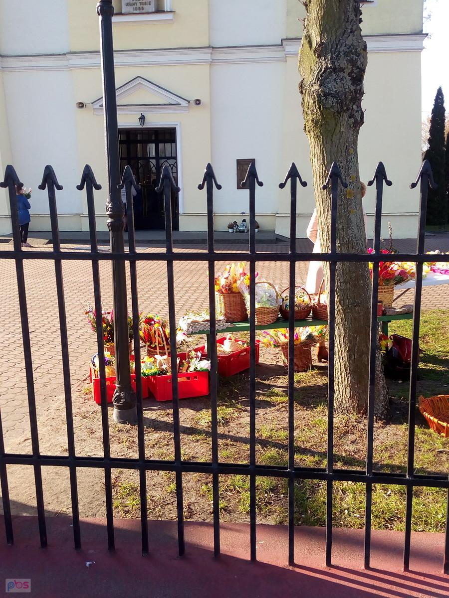 Dziś w kościele święcą palmy