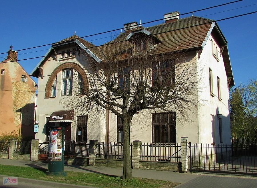 Brwinów - budynek apteki z 1911 r. przy ul. Grodziskiej