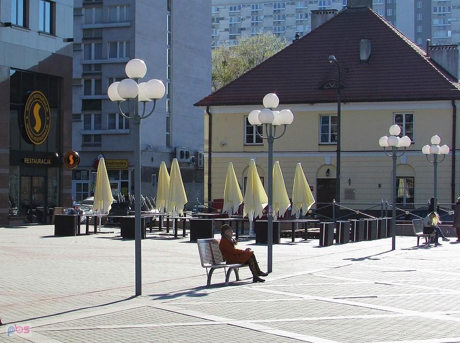 Na placyku przy Ciepłej