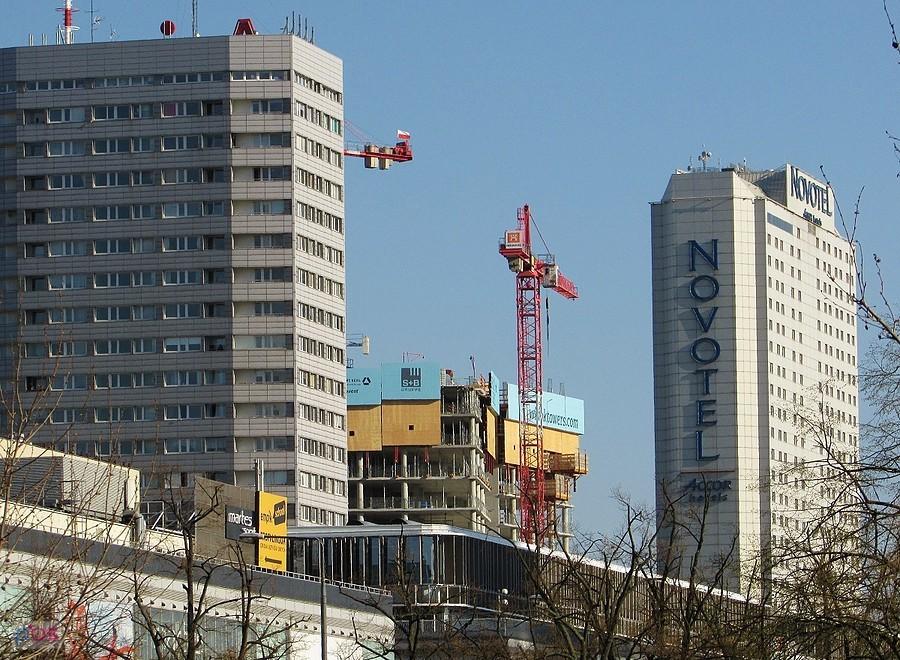 Budowa Widok Towers