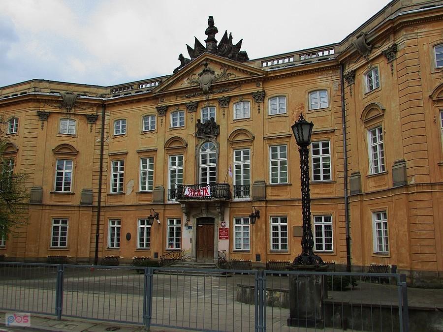 Pałac Sapiehów