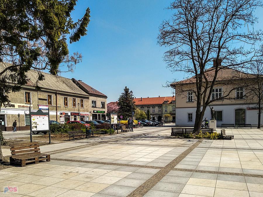 Na rynku w Krzeszowicach
