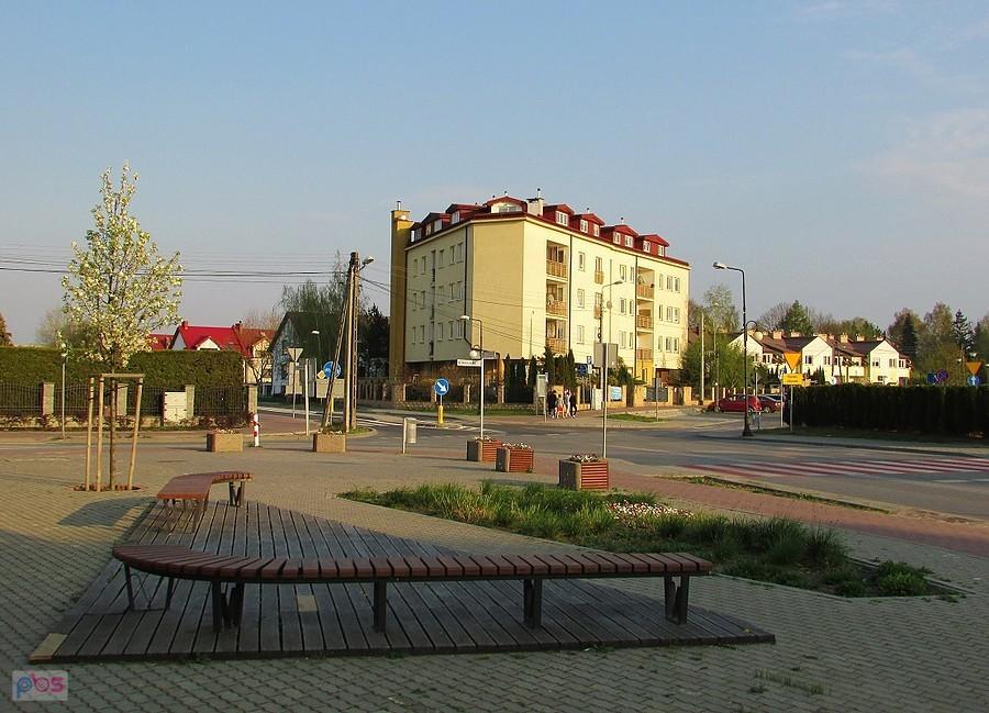 Julianów, skrzyżowanie Julianowskiej i Cyraneczki