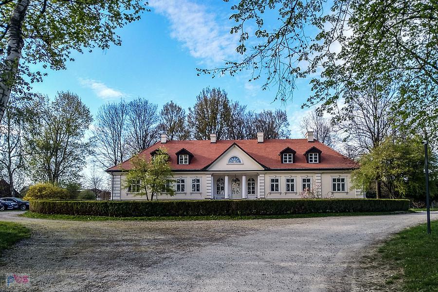 Dworek w Tomaszewicach