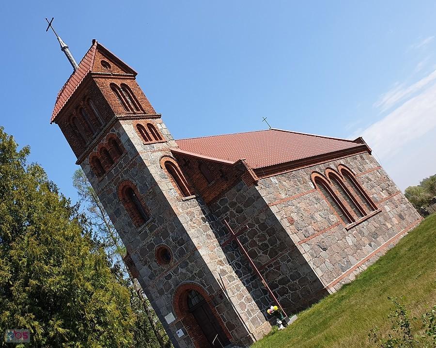 GODOWO (niem.Freiheide)Kościół filialny p.w. Podwyższenia Krzyża Świętego z XIX w.