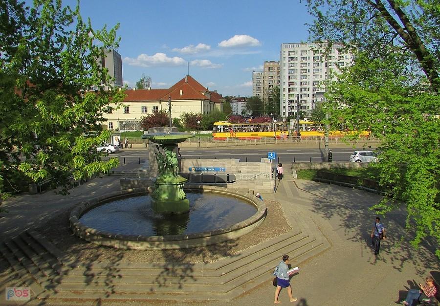 Fontanna i Arsenał