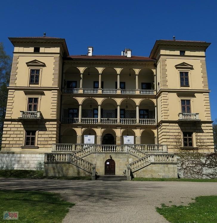 Pod Dworem Decjusza