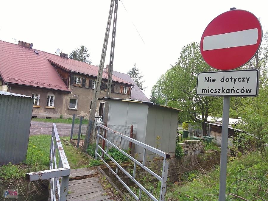 Dziwny zakątek tuż pod Karpaczem