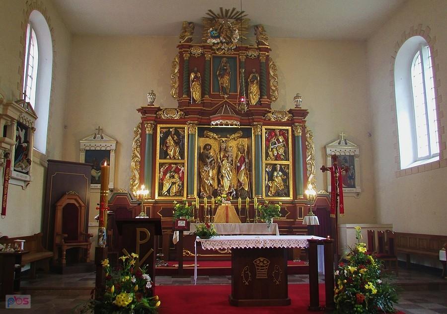 Cegłów - ołtarz z 1510 roku, wykonany przez Lazarusa, ucznia Wita Stwosza