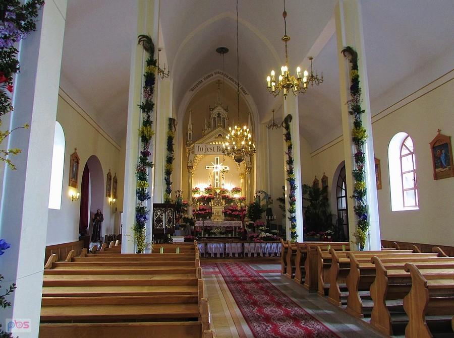 Cegłów - wnętrze kościoła mariawitów
