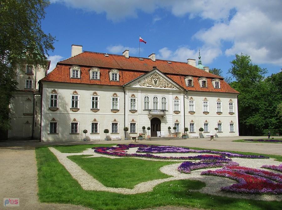 Pałac w Nieborowie od strony ogrodu