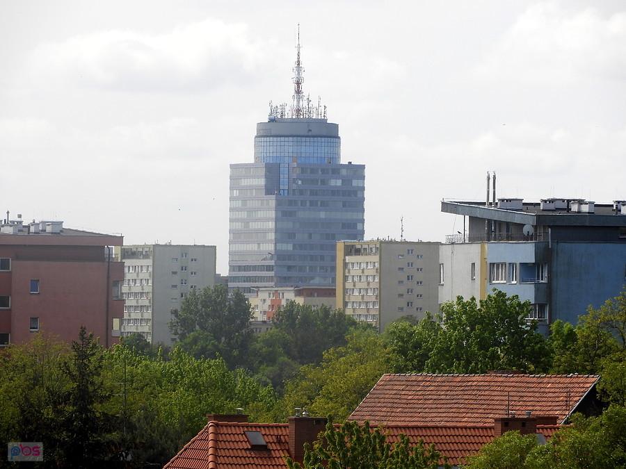 W oddali Hotel Radisson.