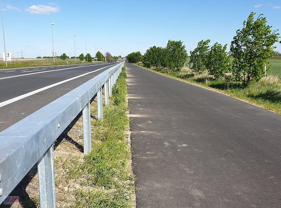 Nowe barierki przy DDR=ce do Lipnika