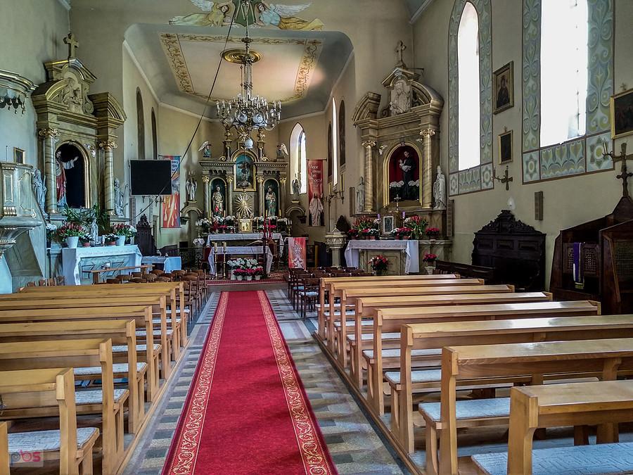 Wnętrze kościoła w Inowłodzu