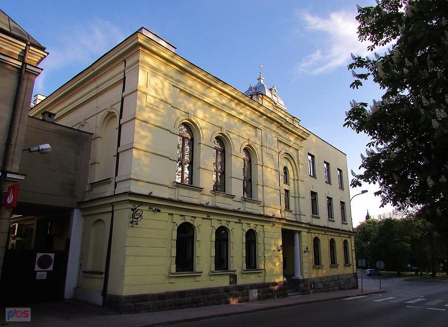 Ciechanów - budynek banku na ul. 3 Maja