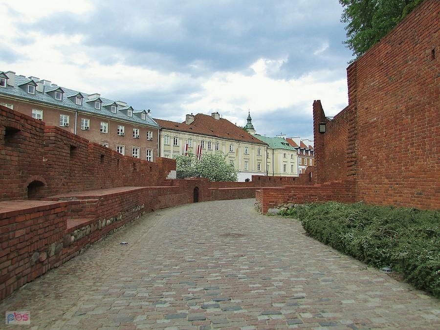 Starówka - międzymurze