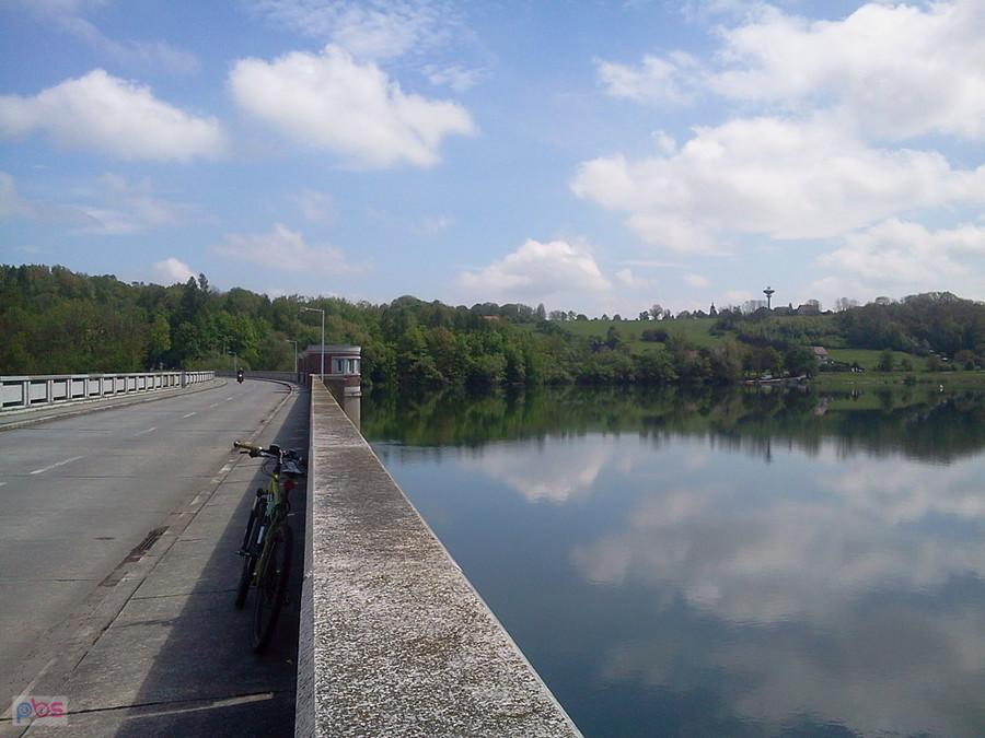 Na tamie w Żermanicach