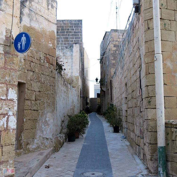 Uliczka tylko dla pieszych - Il Gudja - Malta