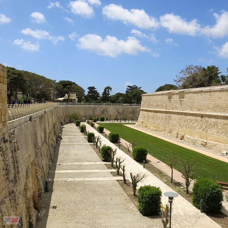 Mdina i jej obwarowania - Malta