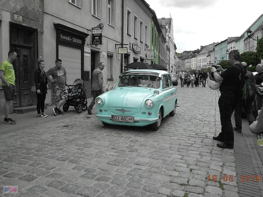 Prehistoryczny Trabant 600
