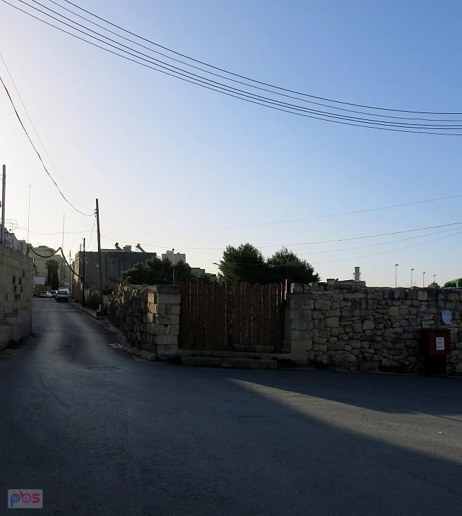 Gdzieś w drodze i na drodze - Malta