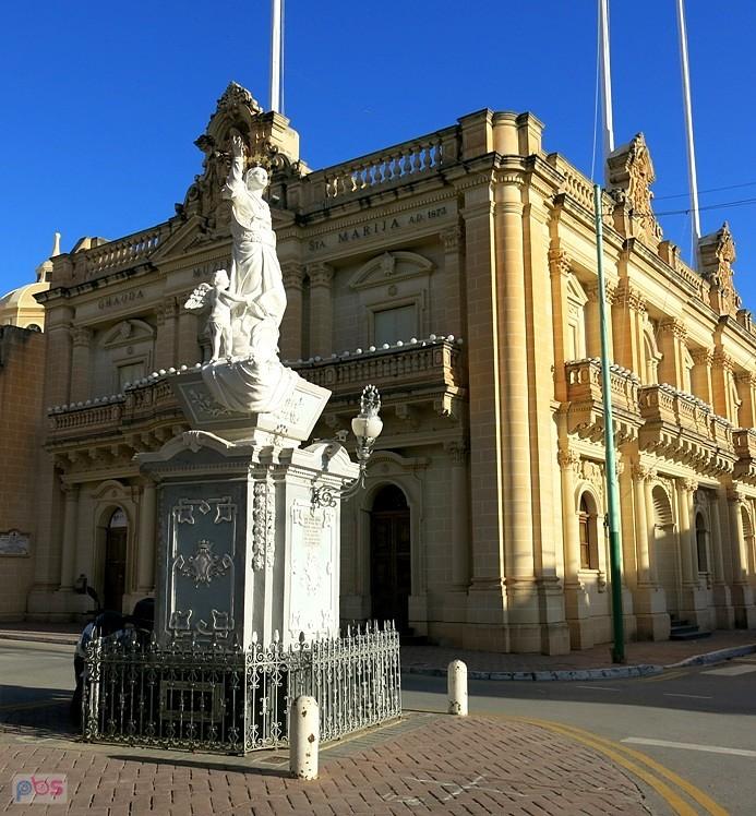 Na jednym ze skrzyżowań - Malta