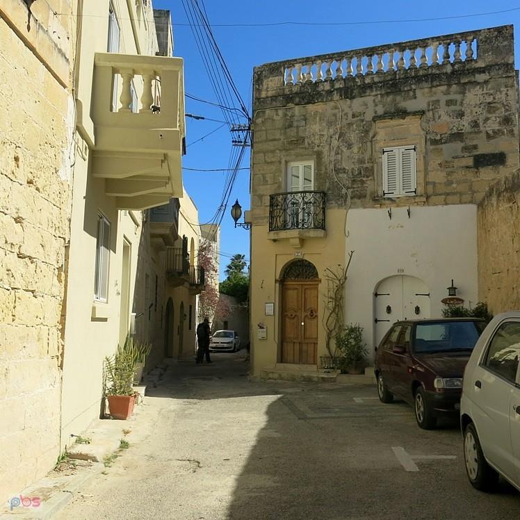 To jest chyba uliczka jednokierunkowa ;) - Malta