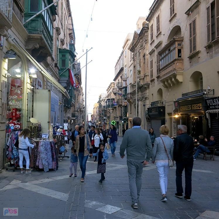 Na Triq Ir Republica - Valletta - Malta