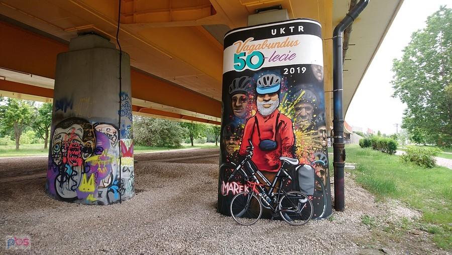 Mural jubileuszowy - Ursynowski Klub Turystyki Rowerowej "Vagabundus"