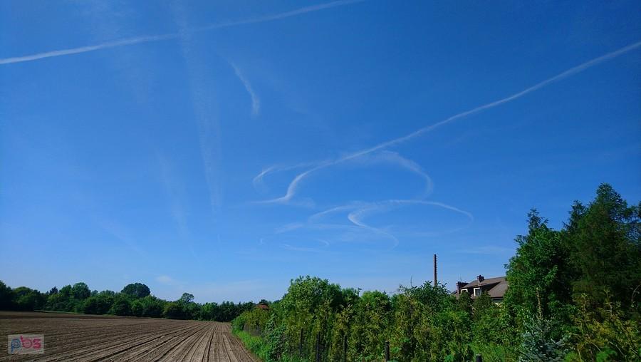 Zakręcone chemitrailsy