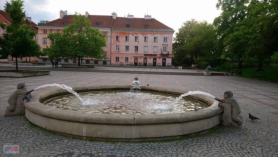 Fontanna na Mariensztacie