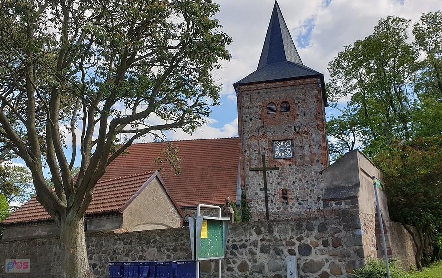WEŁTYŃ (niem.Woltin) Kościół parafialny p.w. MB Różańcowej z pocz. XVI w