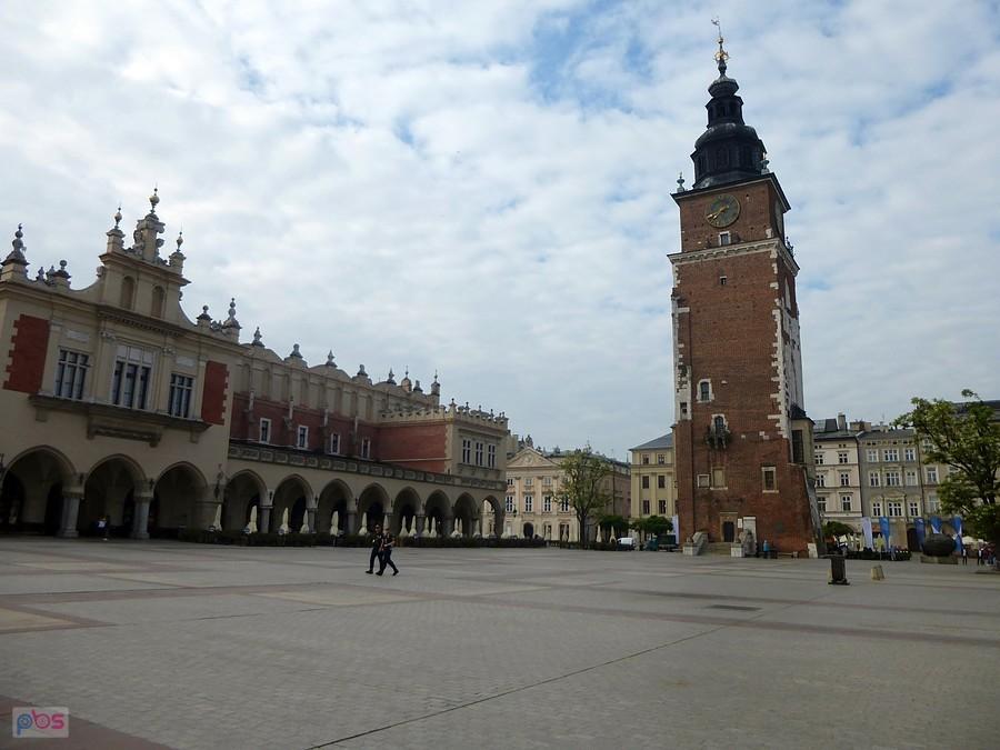 W przelocie przez Rynek