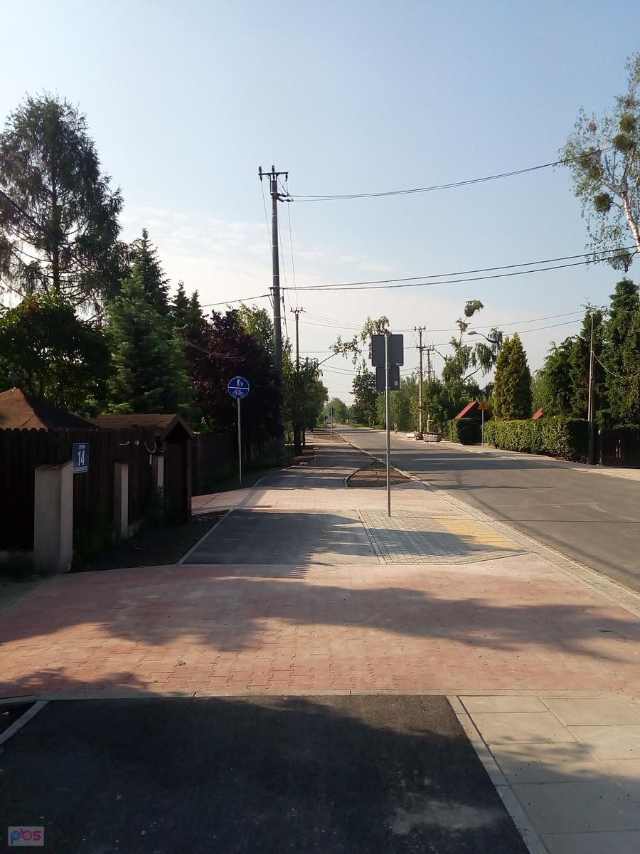 Niestety zrobili ddr/chodnik