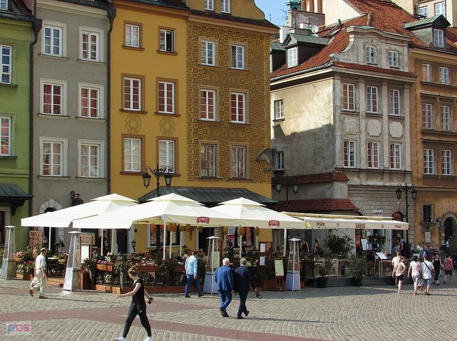 Każda knajpka ma swój ogródek