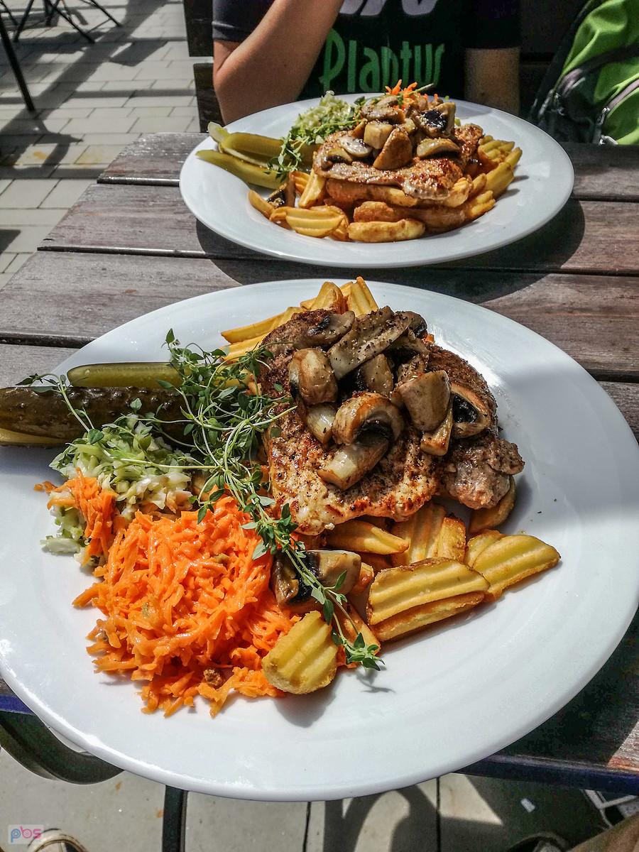 Obiad w Restauracji "Sen O Dolinie"