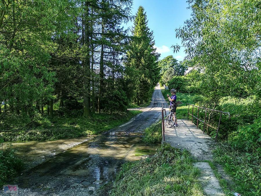 Przeprawa przez Dłubnie