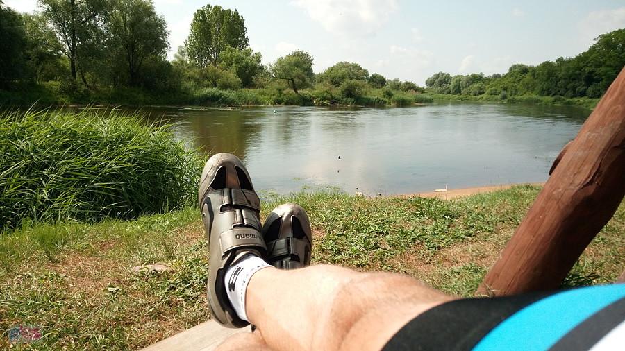 Leżenie nad rzeką