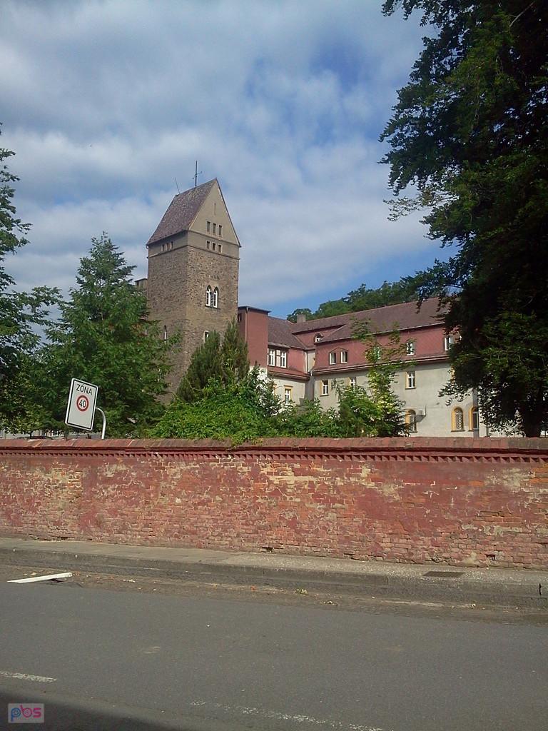 Zamek w Chuchelnej