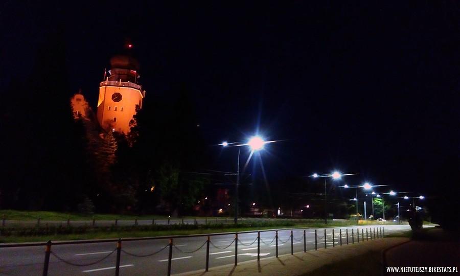 Elbląski ratusz nocą