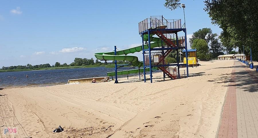 Pusta plaża w Lubczynie