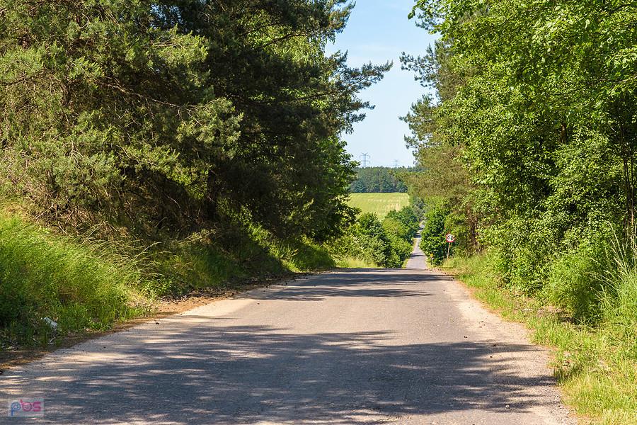 Z górki i pod górkę - droga przez Sadowiec-Niwy