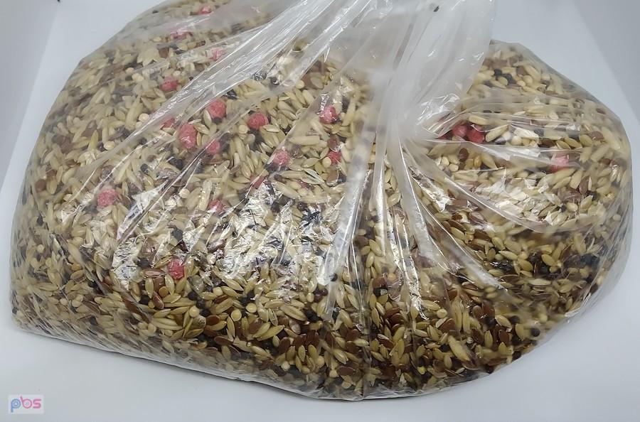 5 zł/kg - witaminizowana mieszanka dla kanarków