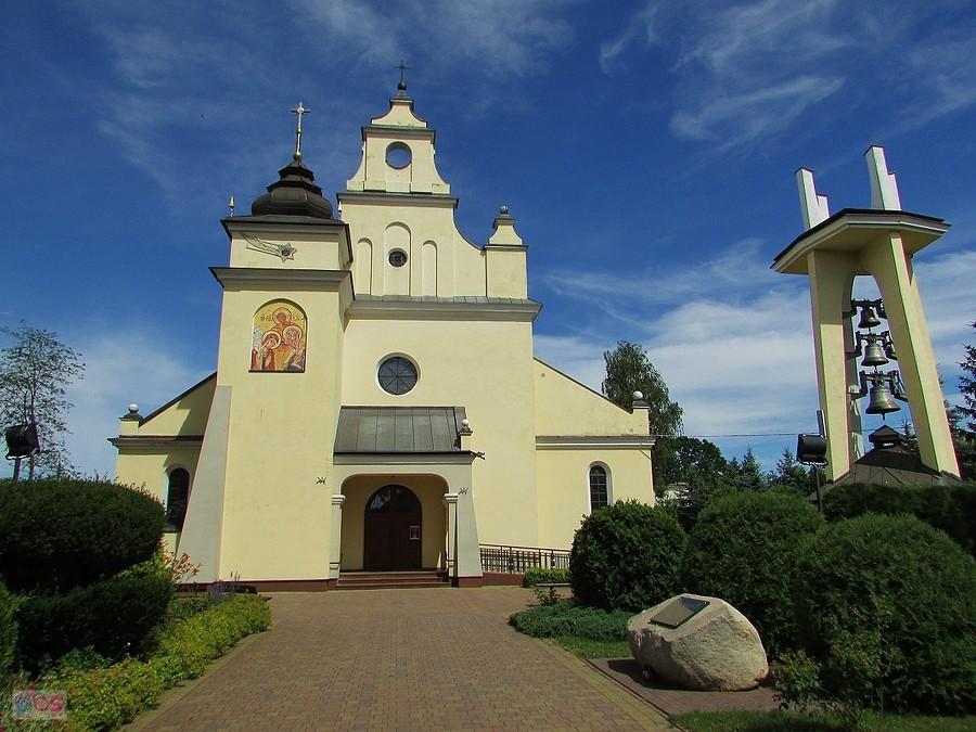 Jaktorów - kościół św. Stanisława Biskupa Męczennika