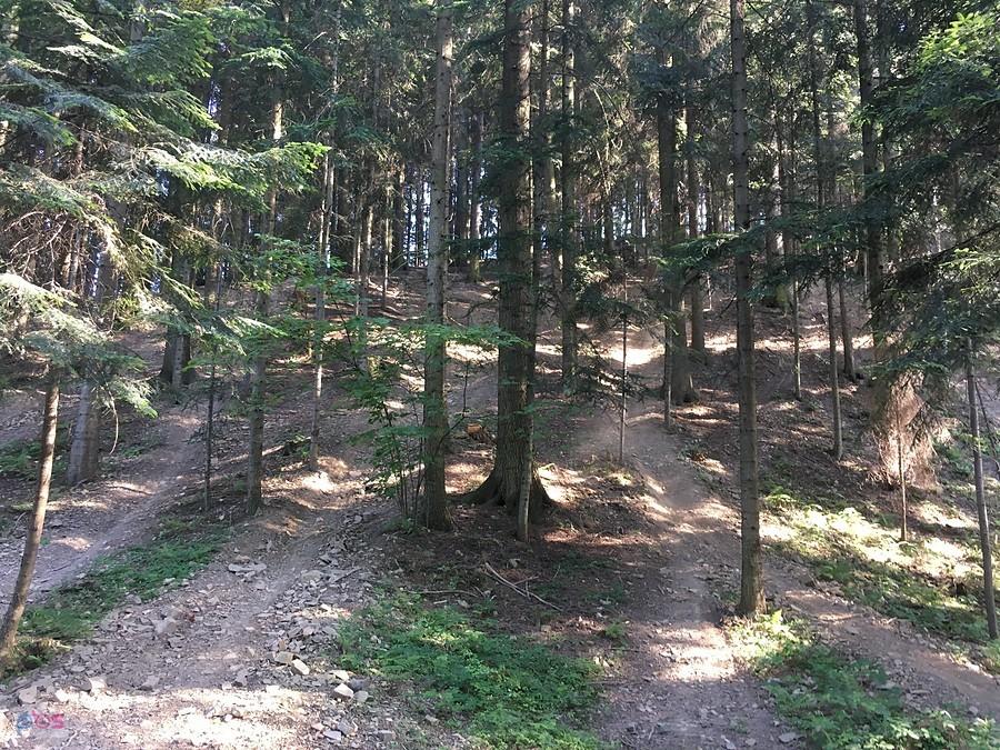 Motokrosowa ścianka prawie jak na cyplu